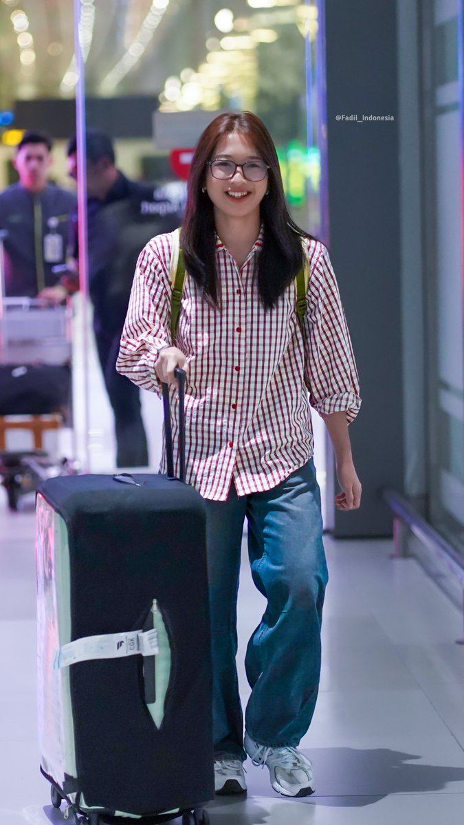 Fadil_Indonesia's tweet photo. Cornelia Vanisa @C_OnielJKT48 
Soekarno-Hatta International Airport.
#JKT48 #JKT48AirportFashion
#OnielJKT48 #JKT48Fight https://t.co/GtContDoZR