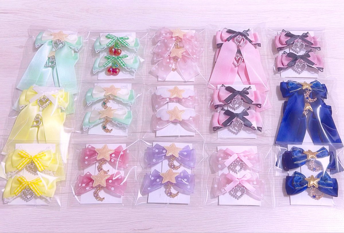 _hamu2_'s tweet photo. 本日すこんぶ池袋サンシャインシティ店様にリボンを納品してきました🎀

価格帯は1190円から1700円(税込)ほど⭐️

可愛いリボンのヘアクリップが揃っています！ぜひお越しくださいませ₍ᐢ⸝⸝› ̫ ‹⸝⸝ᐢ₎

アルパB1F♡10:00～20:00⭐︎ https://t.co/T6sSw9l99F