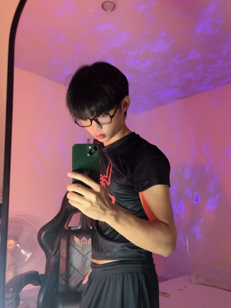 samran_n65's tweet photo. สไปเด้อแมน🕷️ https://t.co/B6DbblHzlG