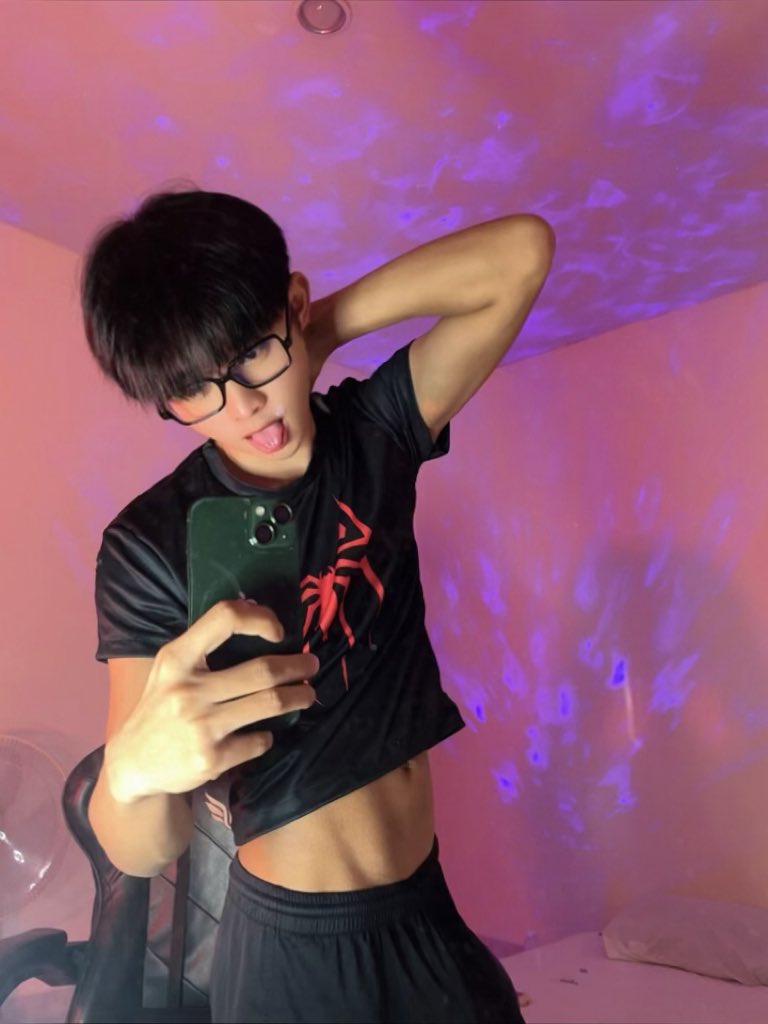 samran_n65's tweet photo. สไปเด้อแมน🕷️ https://t.co/B6DbblHzlG