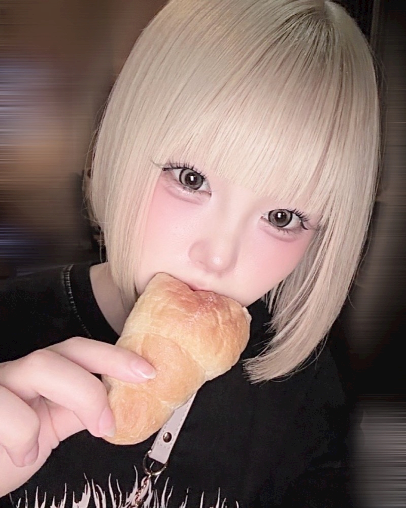 chat_noir0201's tweet photo. 【 7/12(日)出勤情報 】
15 - LAST 🩷
☁️うみ@wn_uoqn
☁️らん@zzzz__ran
☁️いちか@Ichika__chat
☁️のあ@noa_chat_noir
☁️せいら@chat_seira_125
☁️うらら@y___uu34
#大宮 #コンカフェ #キャスト募集中 https://t.co/Nci6g0mblM