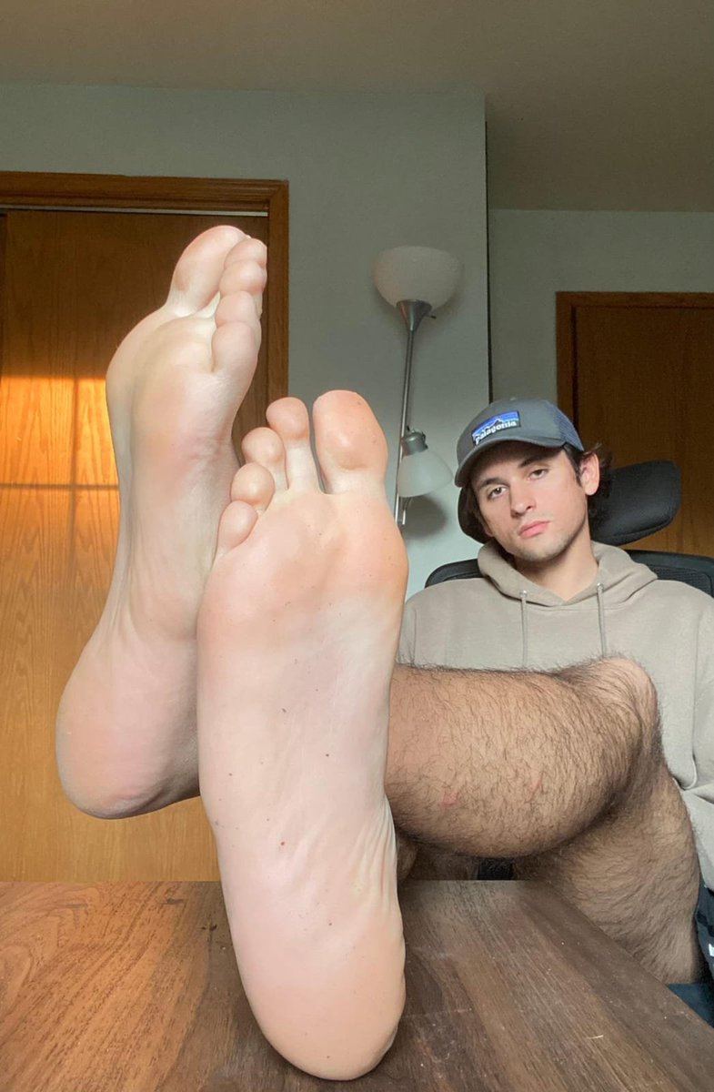 SomAnjan58553's tweet photo. #malefeet #feet #gayfeet #manfeet #malefootfetish #menfeet #malefeetfetish #malefeetlovers #boyfeet https://t.co/v6tvYywIBQ