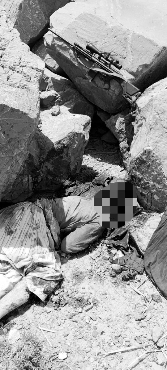TheCurrent_File's tweet photo. زیدی، خضدار‼️

فتنہ الہندوستان کے دہشتگردوں کا خضدار میں زیدی پولیس اسٹیشن پر حملہ۔ پولیس اہلکاروں نے فوری کارروائی کرتے ہوئے حملہ ناکام بنا دیا۔ ایف سی اور پاک فوج کی کوئیک ری ایکشن فورس (QRF) موقع پر پہنچ گئی، 

#Khuzdar #Zaidi #Balochistan #SecurityUpdate #BreakingNews https://t.co/hIeZeVpblK