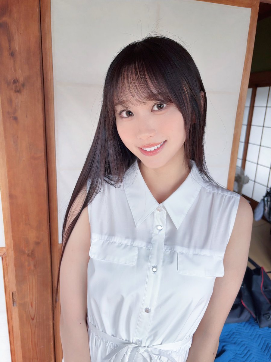 MOMOfishbowl's tweet photo. #ガラスガール のカバーガールに選んでいただきました！ありがとうございます💎

グラビアとインタビューも掲載されています！ぜひ見てください✨👀 https://t.co/RiRz9XGISU