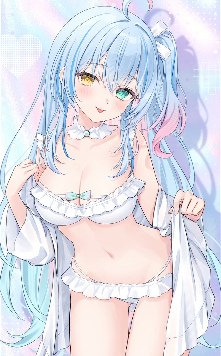 sn_hiyori's tweet photo. 💙🤍 https://t.co/IQjFWTbRlE