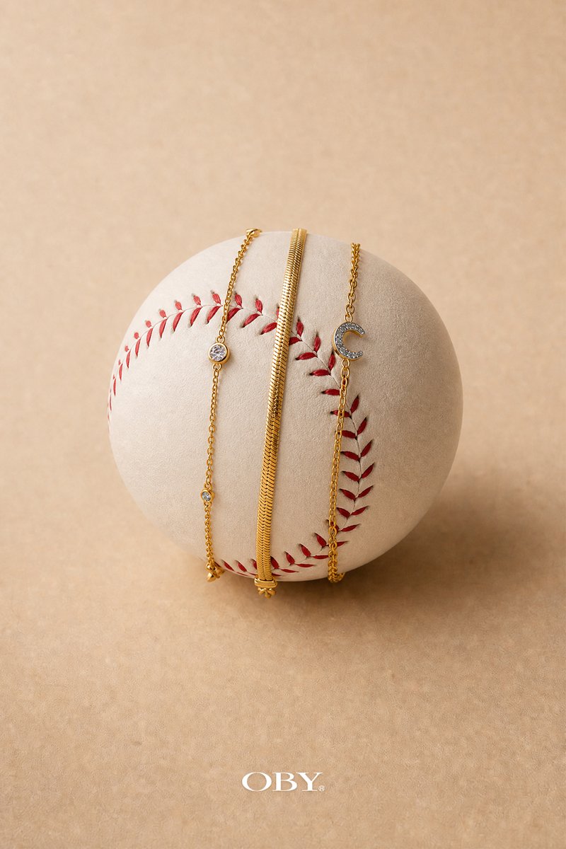 OBYJewellry's tweet photo. 💎Diamonds belong on the field...
and around your wrist.⚾
Because brilliance never stays in one place.
#obyjewelry #diamonds #diamond #labgrowndiamonds #silver925 #sustainablefashion https://t.co/yBfnvum7g0
