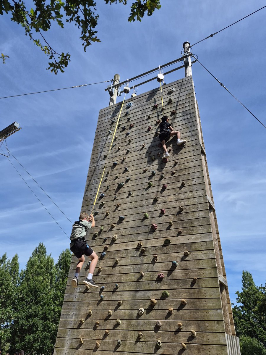 queens_Franklin's tweet photo. Climbing yesterday https://t.co/HOddlhUfc8