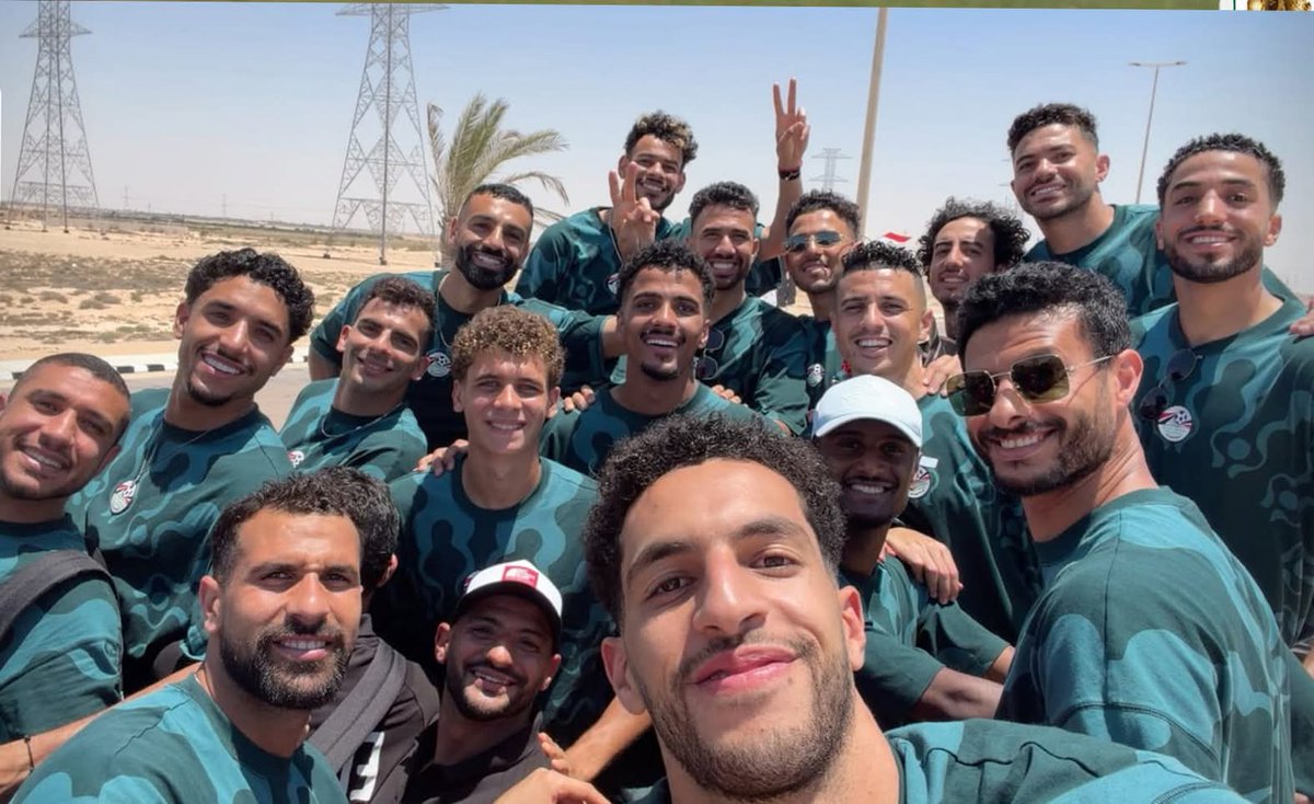 vip_am74's tweet photo. انا بحب البلد دى اوووى اقسم بالله 🇪🇬❤️
بعشق ترابك يابلادي 🥲🥲🇪🇬🇪🇬 https://t.co/ic5dte3FKT