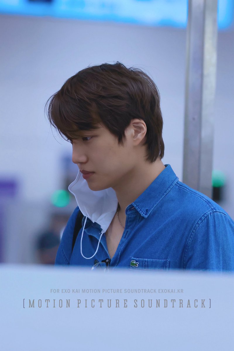 exokai_kr's tweet photo. 260710 HND #kai #카이 https://t.co/HmxDfyyuta