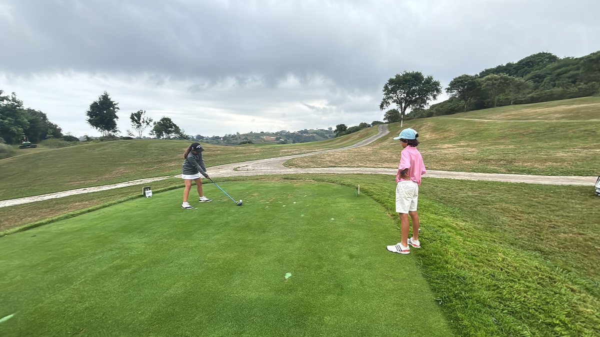 comillasfnx's tweet photo. Hoy tenemos torneo, 18 hoyos ⛳️ https://t.co/a4SsuIFsLp
