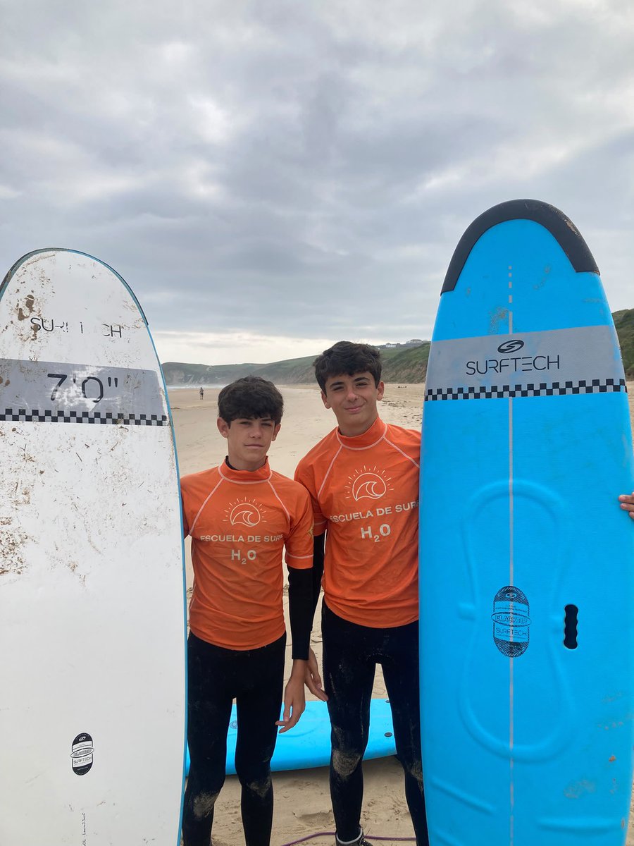 comillasfnx's tweet photo. A tope con surf !! https://t.co/ywhXZWrt40