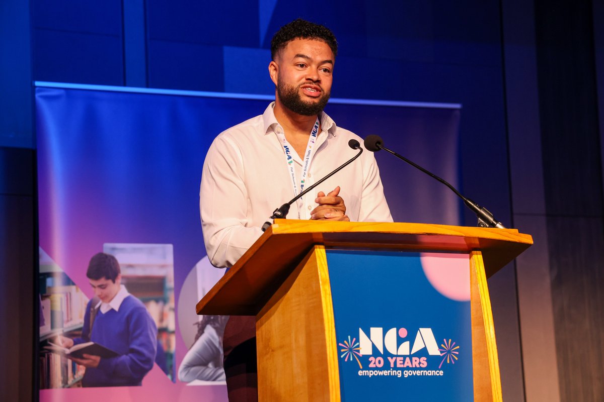 NGAMedia's tweet photo. 👋 A warm welcome to the hundreds of delegates here with us from our conference compere and former Birmingham Poet Laureate, Casey Bailey.

We also enjoy an uplifting performance from the choir of Broadleaf Partnership Trust.

#NGAconf https://t.co/QwA66mXsK4