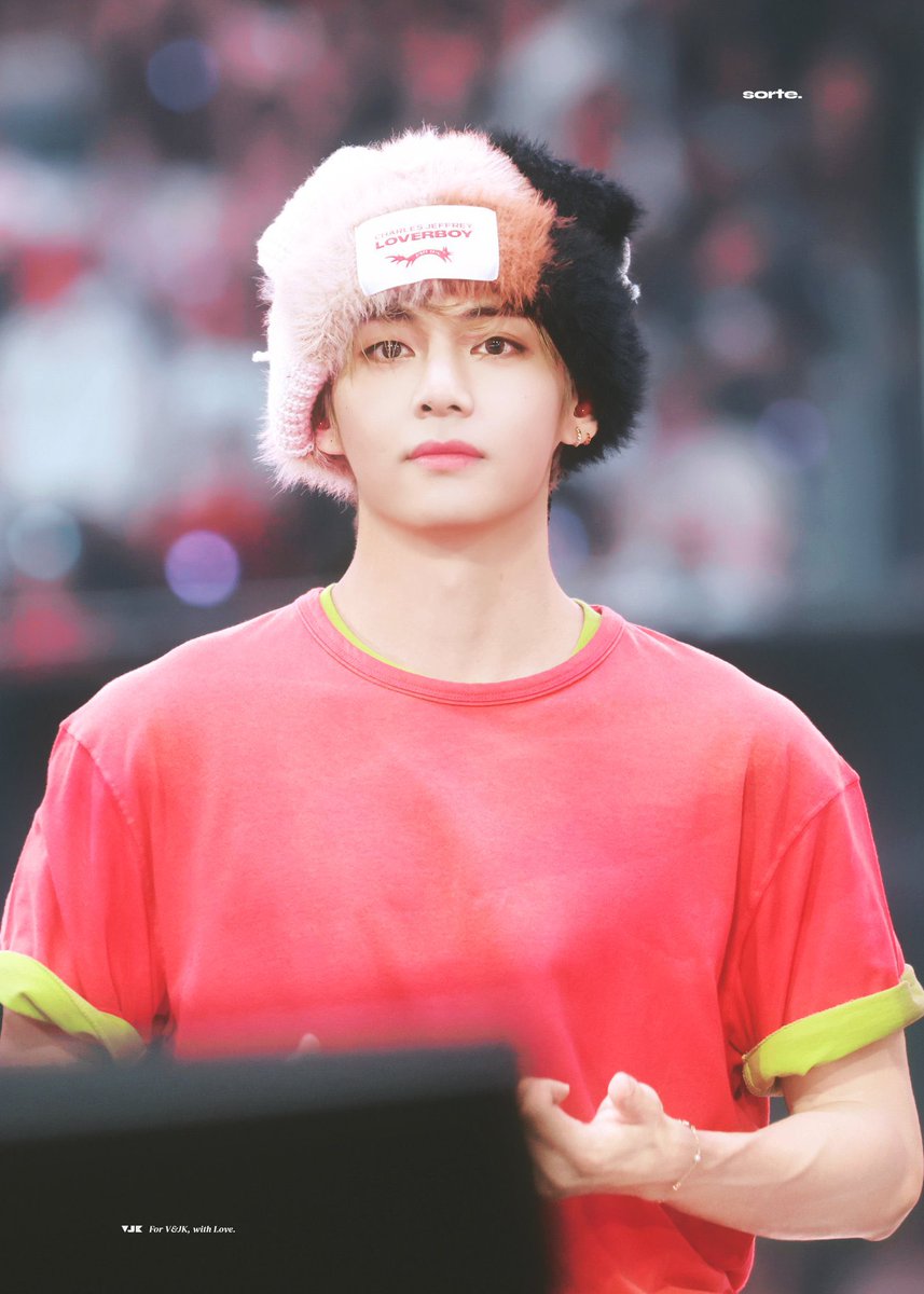 privatefanchatf's tweet photo. #v#bts https://t.co/gmwwFxb6TX