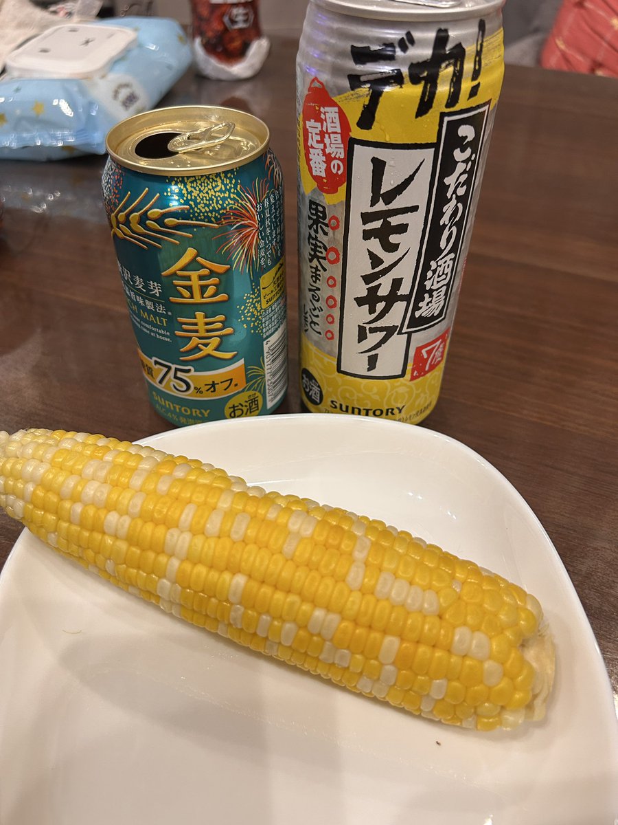 toshi_celeste's tweet photo. 夏来た？
乾杯🍻🥂 https://t.co/97t7IfnzeS