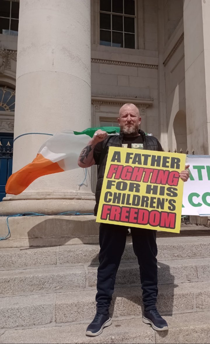 FergusPower1's tweet photo. "THE TWO MOST IMPORTANT DAYS IN YOUR LIFE ARE THE DAY YOU ARE BORN AND THE DAY YOU FIND OUT WHY" Mark Twain.

God bless everyone in this fight.
God bless our precious children.
éiReGoBragh🙌🤝🇮🇪 https://t.co/AZ7ZUjrsUC