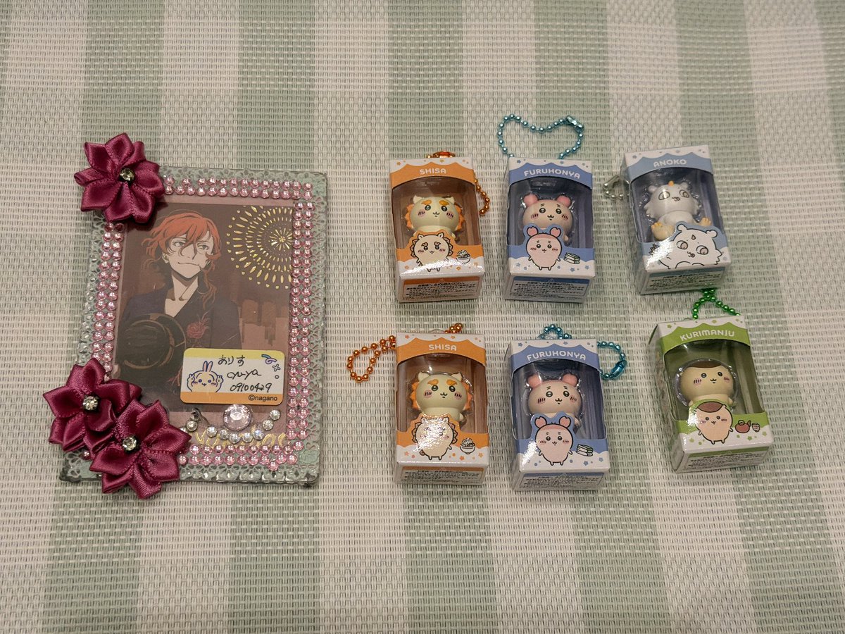 cyu_ya09100429's tweet photo. 【交換】ちいかわ チョコボックス フィギュア

譲)シーサー2 ･古本屋2 ･くりまんじゅう･あのこ

求)同種うさぎ

郵送交換になります。
検索からでもお気軽にお声かけください。 https://t.co/YyTxZP199B
