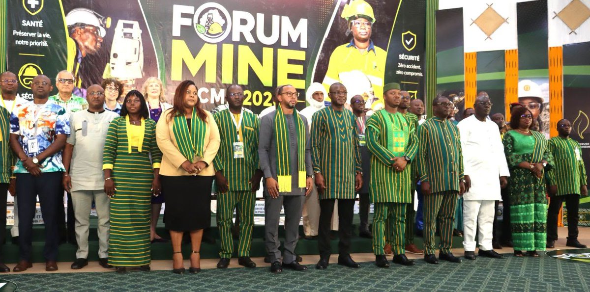 AmbCanBFA's tweet photo. Bravo #ChambreDesMinesBurkina pour l'organisation réussie du 3ᵉ Forum Mines sur "Santé, sécurité et environnement : libérer le plein potentiel minier »!
Belle occasion pour Ambassadrice Guthrie d'échanger avec les acteurs et partenaires du secteur. 🇨🇦��️🤝🇧🇫 #MinesResponsables https://t.co/1hUM9wDTOH