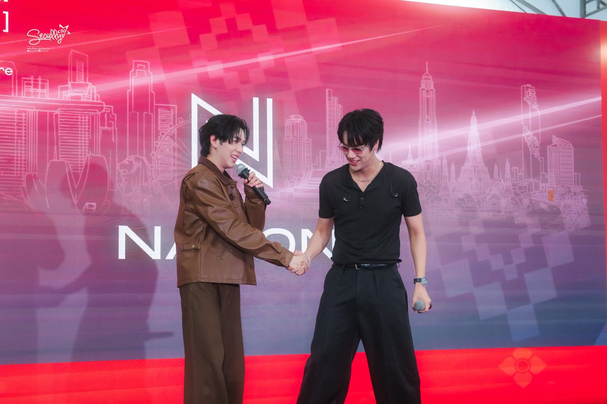 SeoullySG's tweet photo. [#THAIFESTSG2026 | 📸 PHOTO] 🇹🇭 THAI FESTIVAL IN SINGAPORE 2026 — NANON KORAPAT (@mynameisnanon) & FLIO (@FLIO_official)

NANON AT THAIFEST SG
#ThaiFestSG2026xNanon #mynameisnanon #nanon_korapat #GMMTV #RiserMusic @GMMTV @RiserMusic #THAIFESTSG #ThaiFestSG2026xFLIO #FLIO #Louis_Thanawin #FordAllan #Nutanonts #Flukenattanon