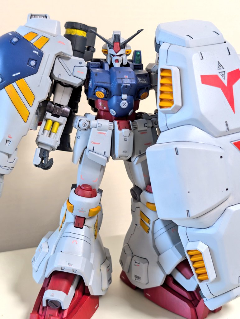 Ol7ItyJmsm8295's tweet photo. 取り敢えず、ＧＰ０２サイサリス完成と致します！
筆塗りスポンジ全塗装、足の可動域を若干広げました。
２０年以上前のキットではありますが、塗装で格好良く仕上げられた気がします。今回も楽しかった〜。
#ガンプラ好きと繋がりたい https://t.co/aAAtQYatQ9