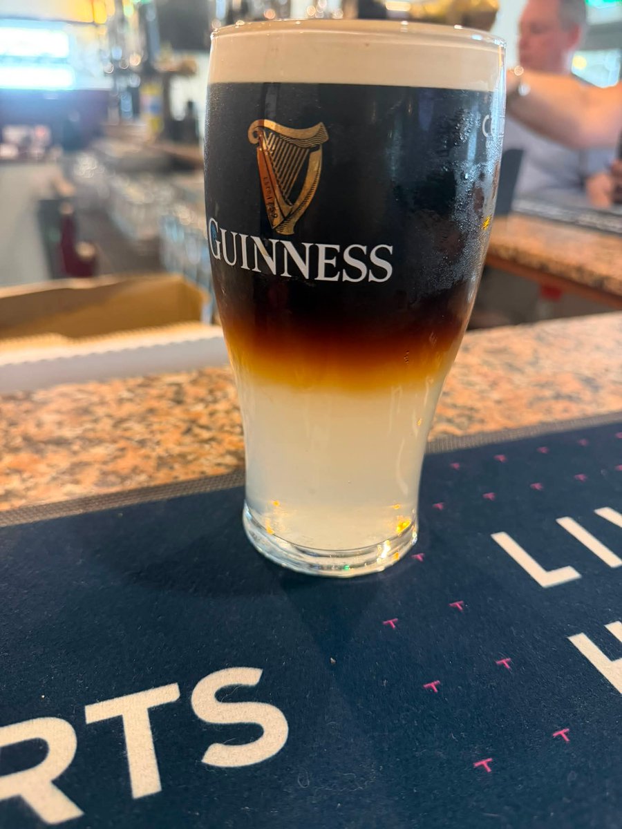 Pub Maverik tweet media