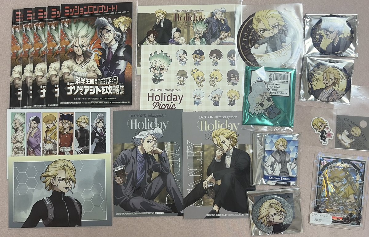 ouka_br's tweet photo. 【交換 譲渡】Dr.STONE ドクターストーン ウォルマ ジャンフェス 歩み 花見 スカイランタン AMOカフェ 新宿マルイアネックス 悪魔風 まねきねこ アクスタ 缶バッジ 特典 タロット 謎解き ミクガ カジノ 雪まつり

譲:千空 ゲン ゼノ スタンリー 龍水 フランソワ 司 氷月etc.

求:同異種羽京 龍水
↓ https://t.co/1qA85zrMFR