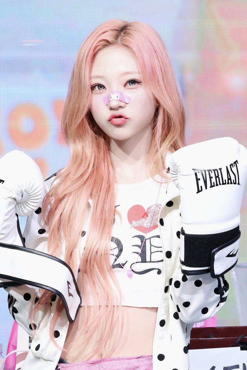 mofukitty_ST's tweet photo. 260709

🎀💕👊🏻

#STELLA #스텔라
#Hearts2Hearts #하츠투하츠 https://t.co/EvbYfhoAf6