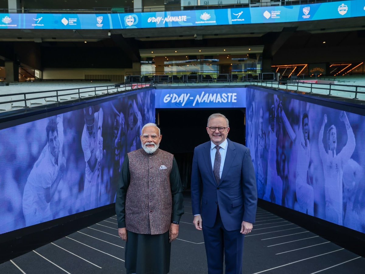 mygovindia's tweet photo. Champions Together Beyond The Boundary!

Sport has always been a powerful bridge between India and Australia, strengthening people-to-people ties through shared passion, respect and teamwork.

#PMModiInAustralia https://t.co/gSJuWRSnVS