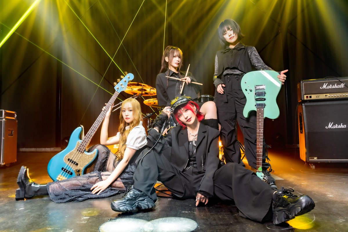 _LUMiRiSE's tweet photo. 【BAND Visual】
Vo.琴海　@LUMiRiSE_kotomi 
Ba.NOHANA @LUMiRiSE_nohana 
Dr.MIZuKI @LUMiRiSE_mizuki 
Gt support.きくち みゆ @kik_miy_guitar 

#LUMiRiSE https://t.co/3oFPjDVu1h