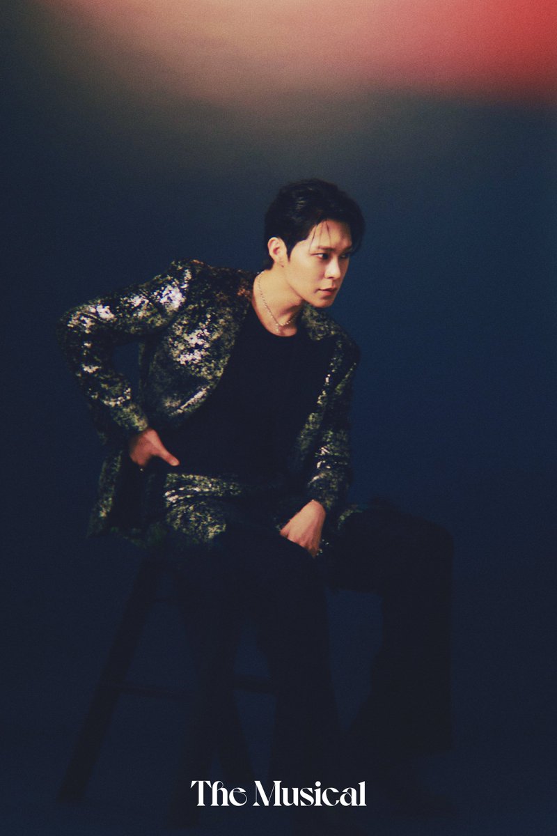 lovethemusical's tweet photo. "배우 활동을 하며 매번 빛나는 순간만 있지는 않겠죠. 하지만 지금은 어두운 때에도 어딘가에는 빛이 있다는 걸 알아요."

단독 콘서트 <ME: INSIDE>를 앞둔 배우 이해준과의 대화. 전문은 더뮤지컬 웹사이트에서 확인해 보세요.✨

🔗https://t.co/T5UF3I5dWO https://t.co/KGfDyGqrvv