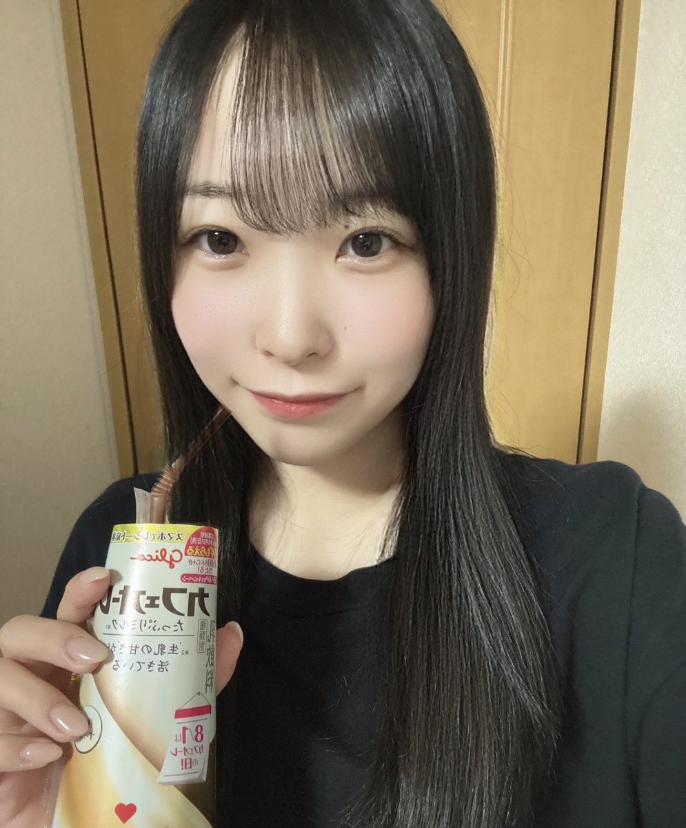 fxr_y's tweet photo. お昼配信ありがとう！！
お昼はハンバーグだったよーー🌽
午後も頑張ろう˶ｰ̀֊ｰ́˶و
夜も配信で待ってるねー！ https://t.co/platek7Vvp