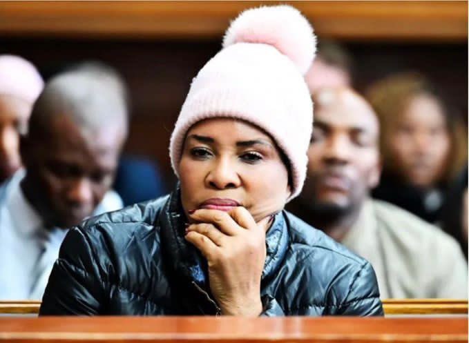 EmmiieTLO's tweet photo. The fact that SARS never questioned or flagged Dr. Mashazi's alleged R60 million house raises serious questions. 🤔

At this point, the #MadlangaCommission might also need to take a closer look at senior SARS officials. https://t.co/i4ZdE4zHZz