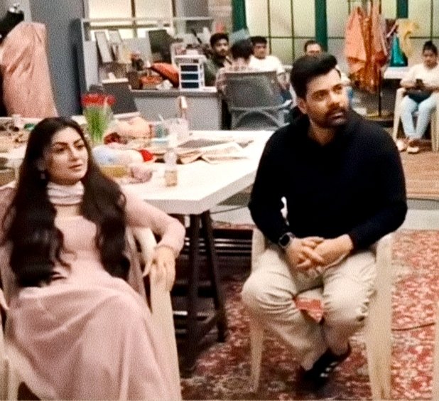 skyisthimit's tweet photo. They look tired 🥺

#TiSha #TumDenaSaathMera https://t.co/3W6av7HbAR
