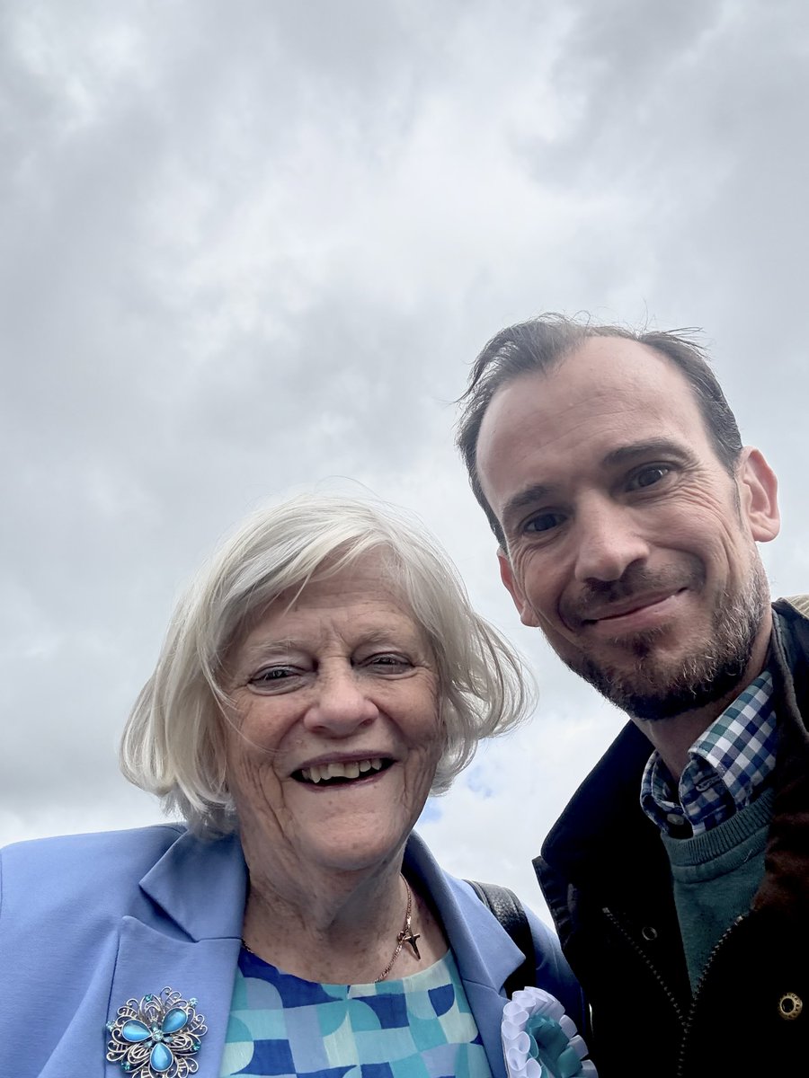 rob_hapgood's tweet photo. It is a profoundly sad day. Today we have lost a true champion of politics, someone who tirelessly dedicated her life to fighting for the people of this country.
Just 25 days ago, I had the privilege of canvassing alongside @AnnWiddecomb in Makerfield for @reformparty_uk . Politics wasn’t just what she did; it was her life’s passion, and she never stopped standing up for the people she served.
May she rest in eternal peace. My thoughts and prayers are with her family, friends, and all who knew and admired her during this incredibly difficult time 🩵🤍🕊️🏴󠁧󠁢󠁥󠁮󠁧󠁿🇬🇧