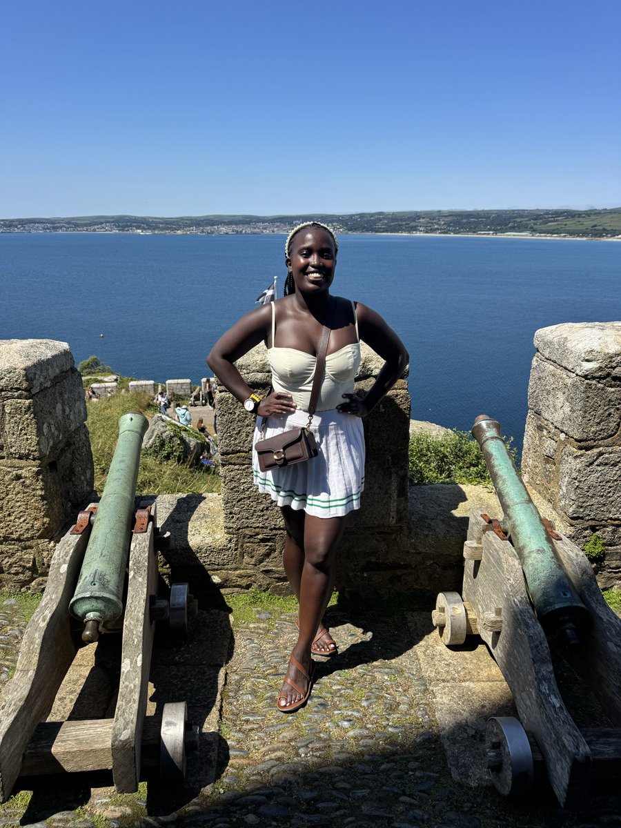 ShiruNjuguna4's tweet photo. ….I told my boyfriend how I have never been to Cornwall , he said he had to change that. So I turned 30 in  Cornwall😌 https://t.co/WjBIGtkUhP