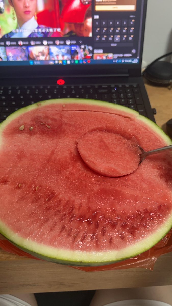 Jasonwjbn's tweet photo. My fans eat first https://t.co/eX4Gbj1fcY