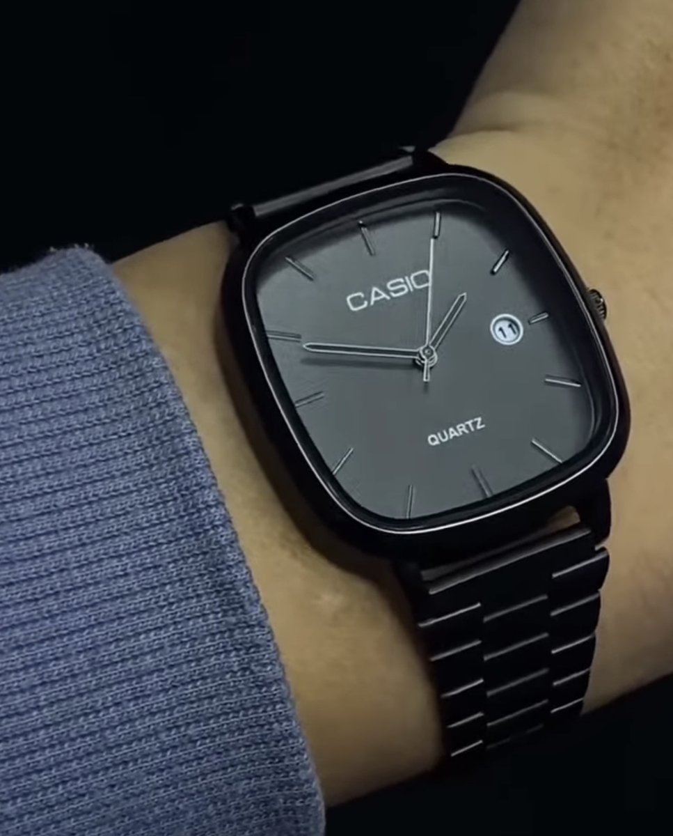 GntlemansGeek's tweet photo. I chased luxury. Then a Casio reminded me what timeless really looks like. https://t.co/0EISffr6Sx