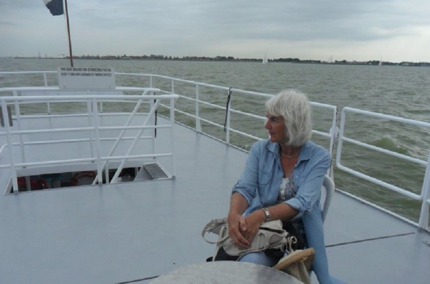 Tomzijl's tweet photo. Vandaag 10 jaar geleden https://t.co/C5mcq2vl7Q #zeiljachtdulce #stavoren #enkhuizen #hoorn Zondag 10-07-2016 Vanmorgen lopen we langs de haven naar de aanlegplaats van de veerboot naar Enkhuizen. Het is opnieuw een omfloerste dag, net als gisteren. Eigenaardig weer eigenlijk.. https://t.co/whRI6M8Ggt