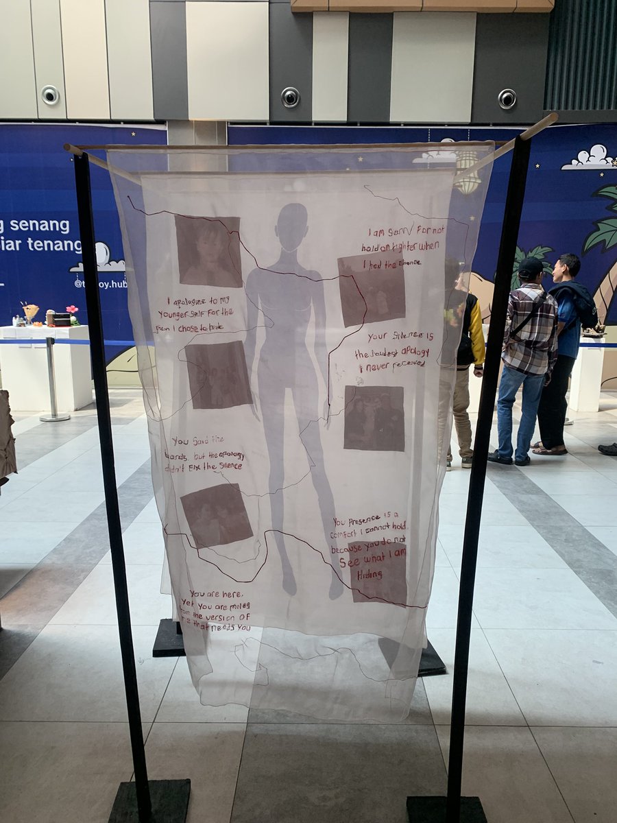 icecioffee's tweet photo. "The Invisible Child's Plea"
2026
Organza Fabric, Organdy Fabric, Thread, Needle, Glass Pencil, Print on Fabric
150 x 85 cm

#art #textileart https://t.co/LLaSVQ2f2C