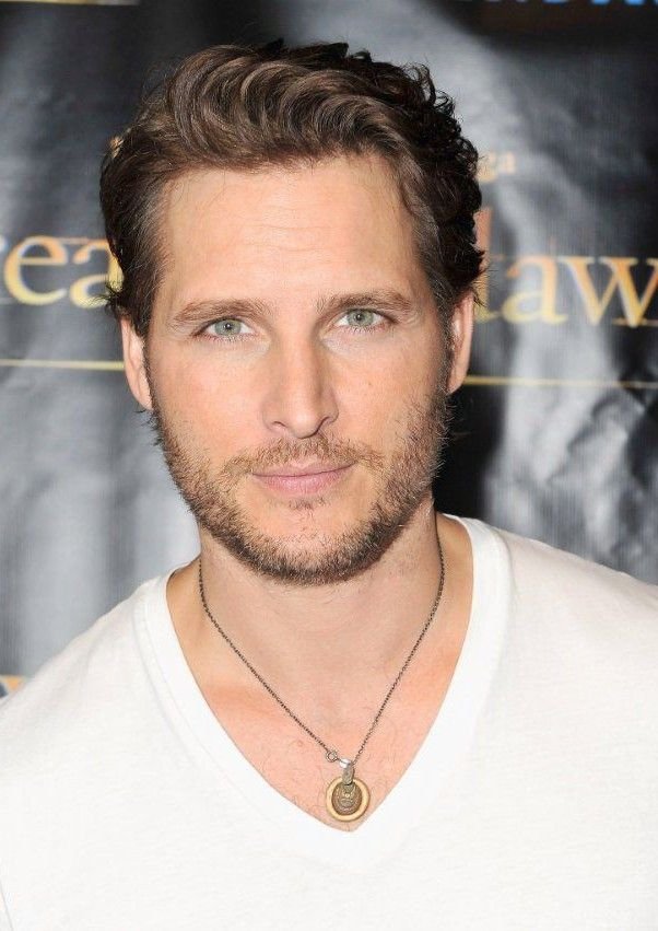 about__enhypen's tweet photo. Twilight Actors Peter Facinelli and Ashley Greene will be present at ENHYEN's panel talk at Comic Con, San Diego https://t.co/Hefs2R06Nz