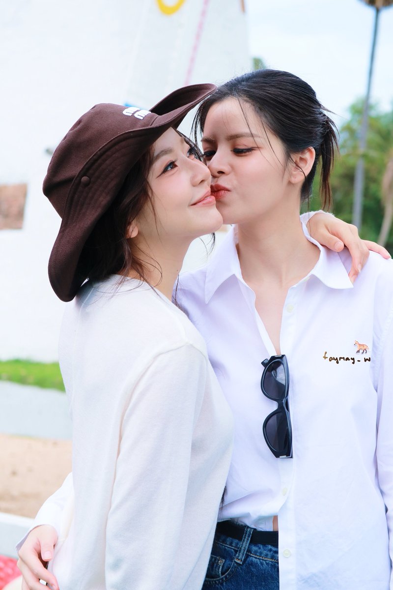 KVinyashree's tweet photo. Missing FayMay 🥺

#FayMay https://t.co/xBvb9RAFjS