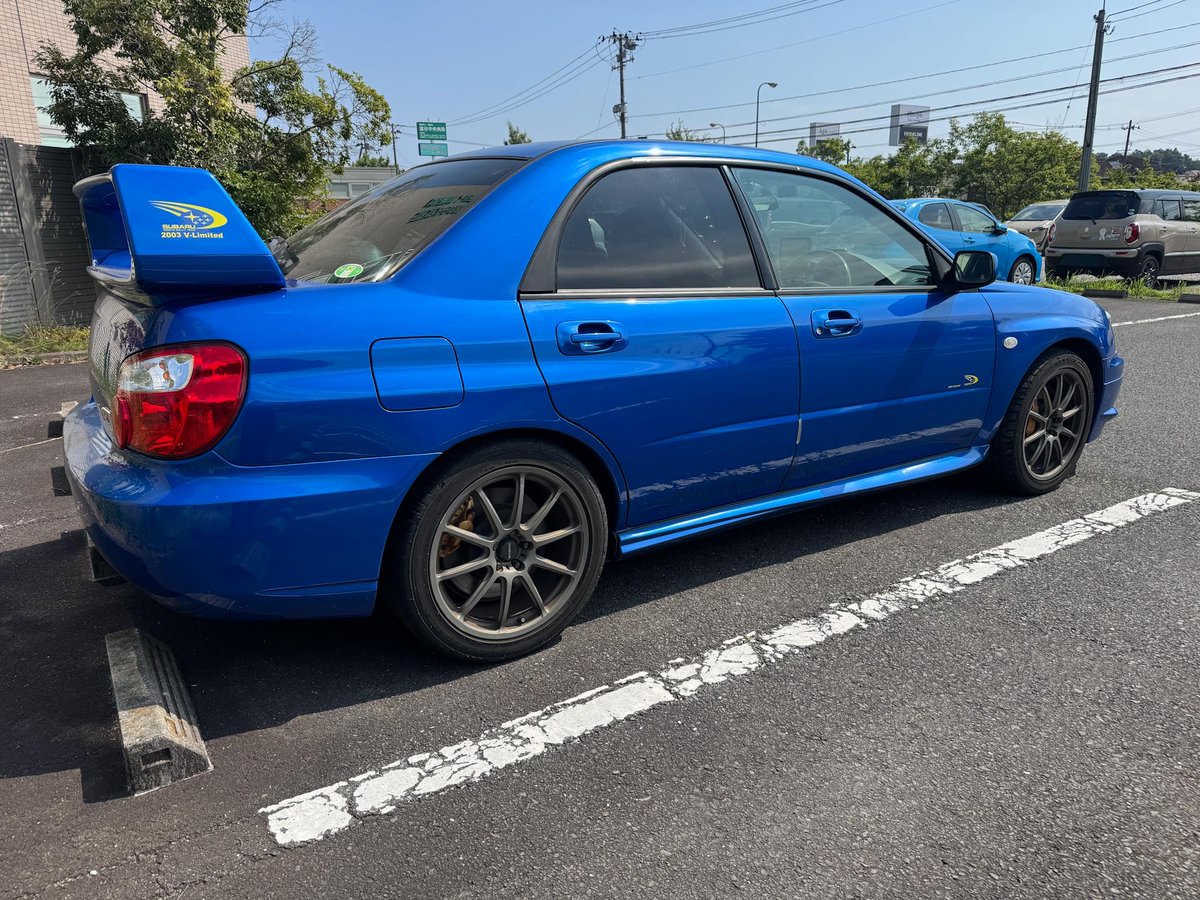 GC8D2DD_X's tweet photo. スピードメーターが突然0になる持病から復活。GDBあるあるの車速センサーハーネス側が錆び錆びでした。
今回はみんカラに市販品のコネクタと端子の品番がのっていたので、コネクターのみ市販品に交換し復活。
工賃込みで四桁ですみました。
次は何が壊れるのやら。 https://t.co/HErG3dyvXL