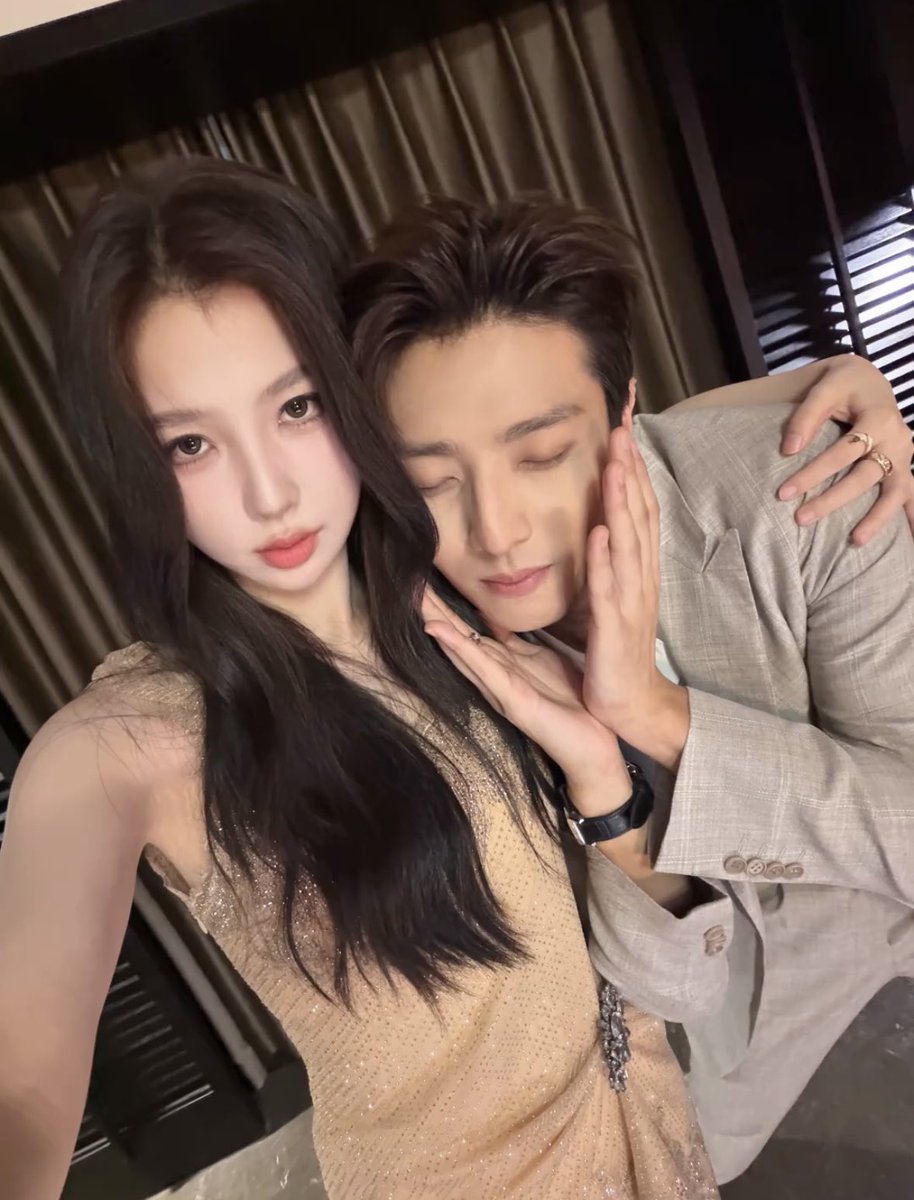 alihuaa_'s tweet photo. 260710 찬여번성 도우인 업로드

#灿如繁星 #虞书欣 #yushuxin #estheryu https://t.co/erHeUeLCMJ