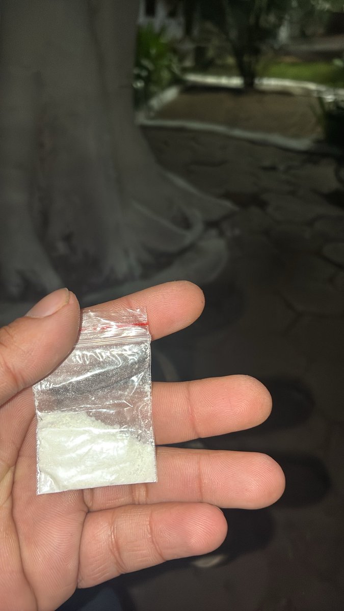 jhon_coke's tweet photo. Mais uma noite protegendo a cidade...
#drugtwt #coketwt #drugstwt #cocatwt #cocaintwt https://t.co/X5UZ9IVrVo