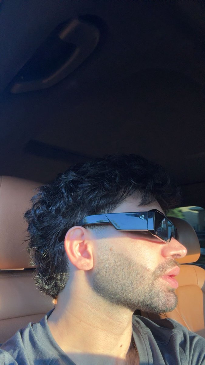 SmokeyIsBack1's tweet photo. Chat Friday is back $4 drop $SOL addys 

( PUBLIC ) xPickr picking

RT https://t.co/TrhkM1G5Dp