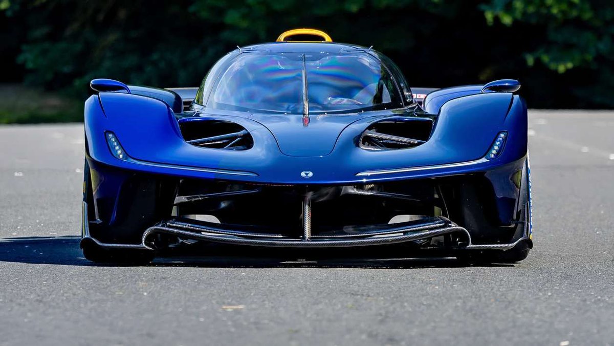 evomagazine's tweet photo. Red Bull’s rival to the Aston Martin Valkyrie AMR Pro and GMA T.50s Niki Lauda goes to the ultimate extreme, and we'll see it in action for the first time at Goodwood. https://t.co/bmLeJIpvX9