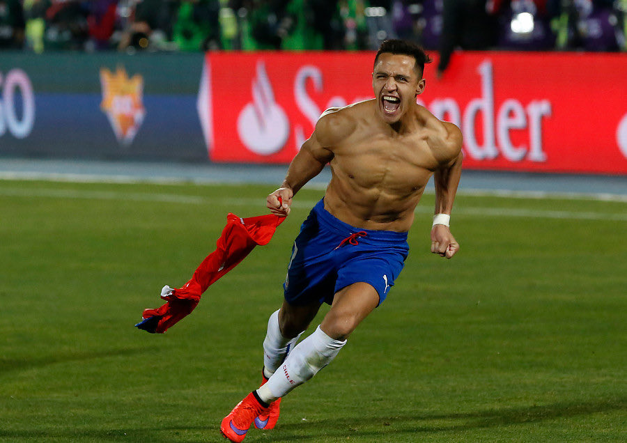justyoncy's tweet photo. @VichenzoTella @mbafraaude y sabemos quién le ganó una final a messi, así que tu lógica no hace sentido https://t.co/pqtL4IIMGf