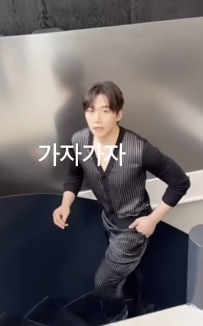 Ljhlove7911's tweet photo. 퇴근이닷~!!ㅋㅋ

#이준호_LEEJUNHO
#O3CLTV https://t.co/KzWCgfe2Eo