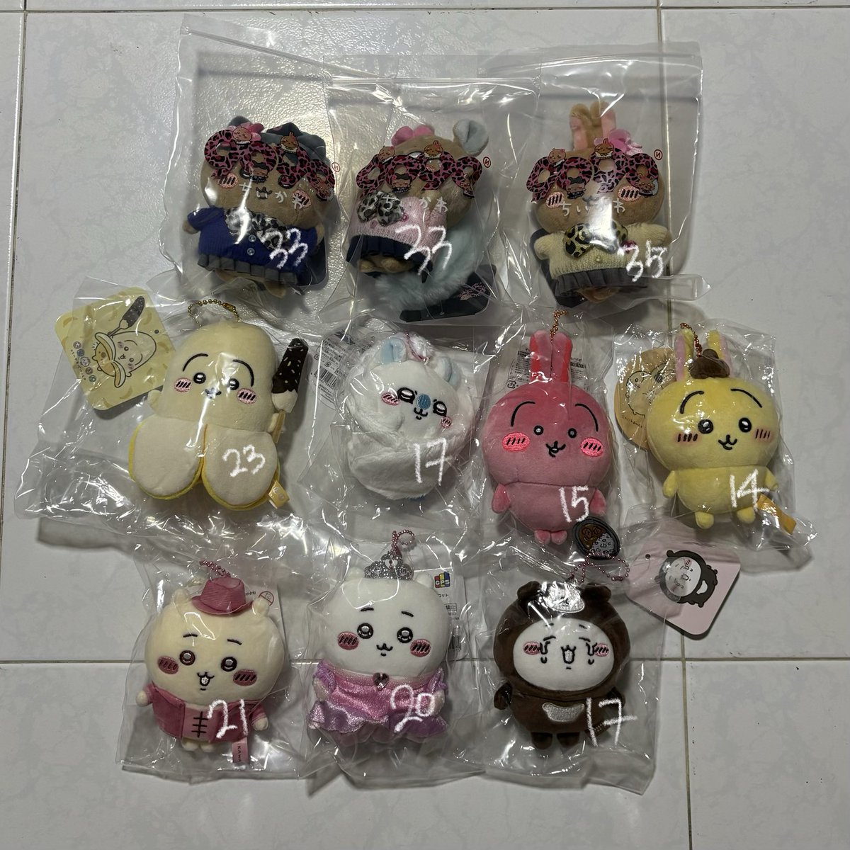 2wonsales's tweet photo. [WTS/LFB] sell Chiikawa Hachiware Usagi Momonga Mascot Keychain / 치이카와 양도

All products with tag

Price in SGD / KRW x1300
Take all for $220SGD

Wise, Singapore Bank, 한국은행 ✅
WW shipping from SINGAPORE ✅ https://t.co/HVnBxW9Uaa