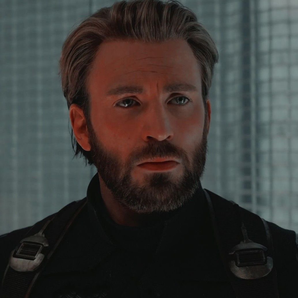 ChrisHe40372608's tweet photo. #ChrisEvans #CapitanAmerica https://t.co/ugcTbGuf4p