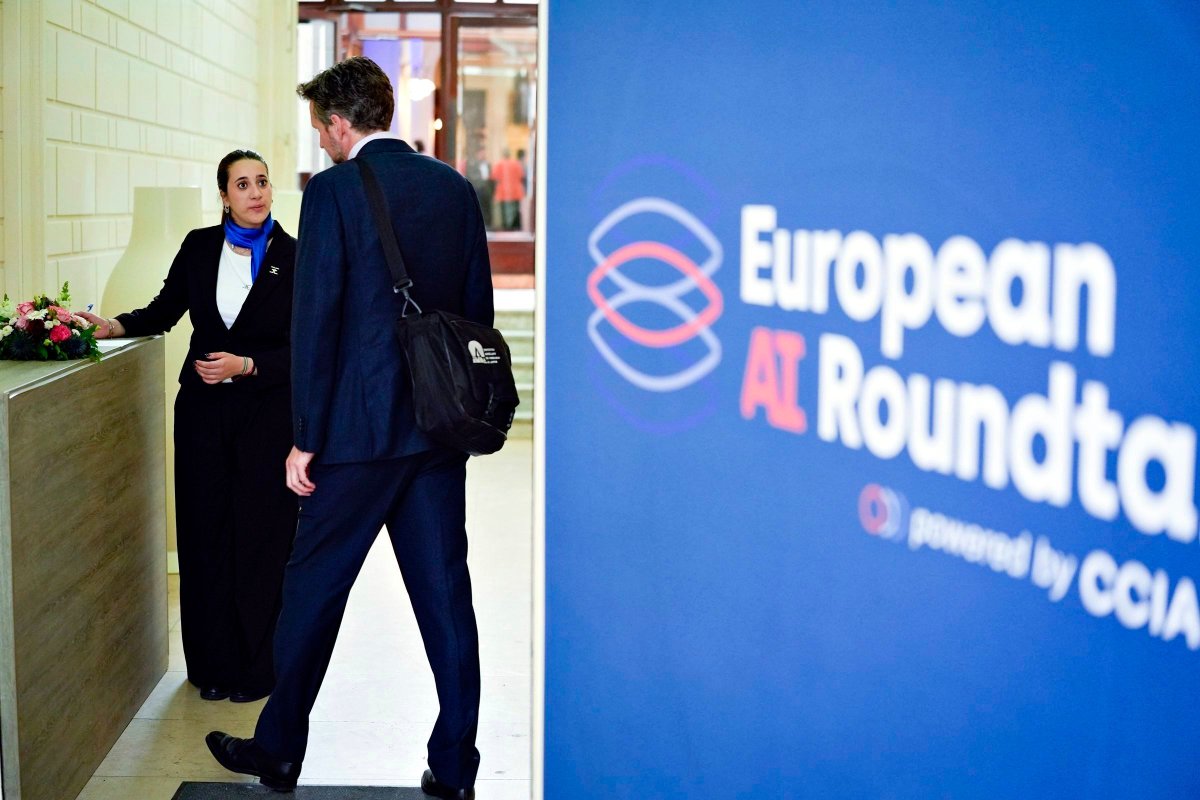 CCIAeurope's tweet photo. 📷 In pictures: #EuropeanAIroundtable on #Copyright
Discussion on how the EU's #TDM framework supports #AI innovation, research & creativity, and what reopening the EU #CopyrightDirective could mean for Europe's competitiveness.
Discover: https://t.co/wgFgOFInX5 https://t.co/sWPIgHfb5F